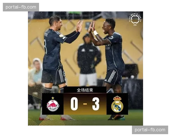 战术复盘：阿隆索如何用三中卫体系限制住哈维的传控足球